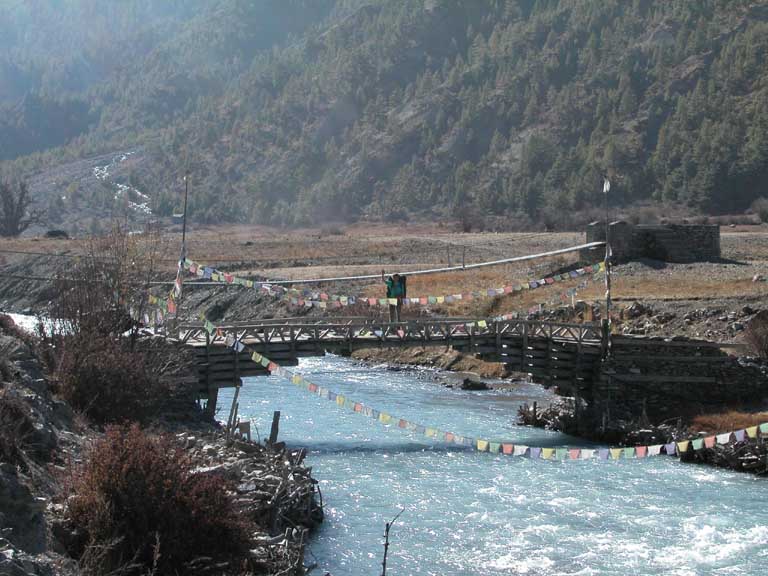 Bro �ver Marsyandi