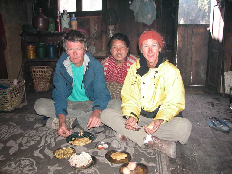 Rain och Elli i tibetaskt k�k