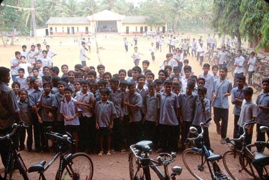 Karumalloor Mass of boys in schoolyard