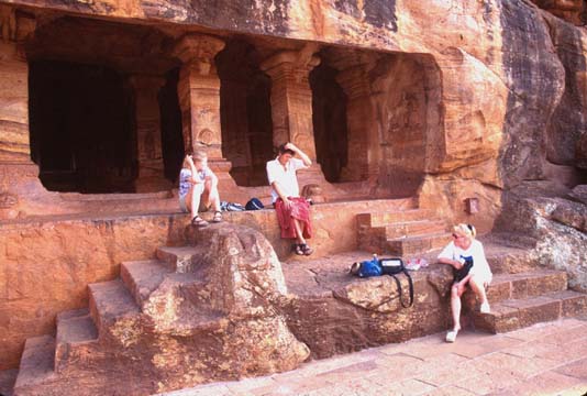 Badami Temple Milena Kata Robert