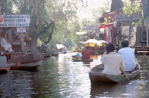 Srinagar Canal w shops