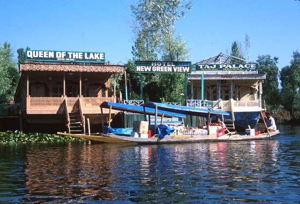 Srinagar Houseboats