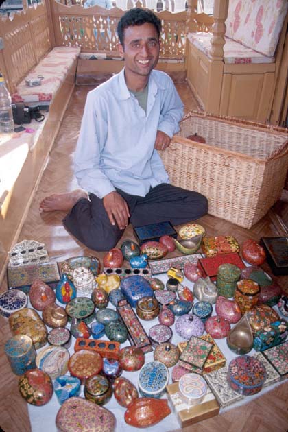 Srinagar Papier mache vendor