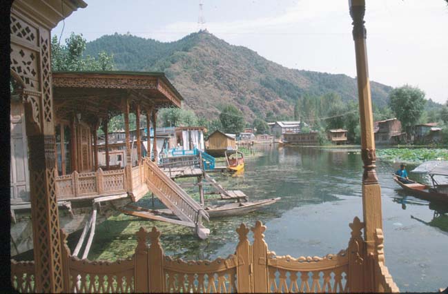 Srinagar Houseboats