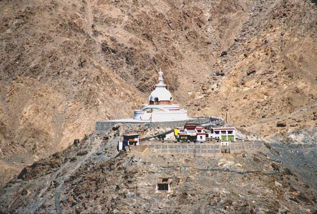 Leh Shanti stupa