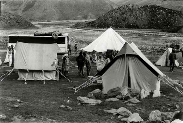 Ladakh Manali Road Tent city