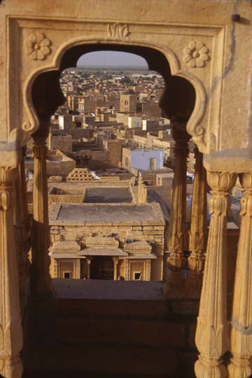 Jaisalmer View thru arch in haveli