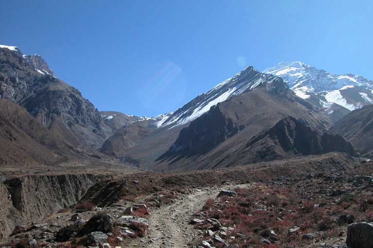 Leden fr�n Muktinath upp till tehuset