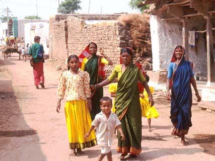Aihole Village women n children