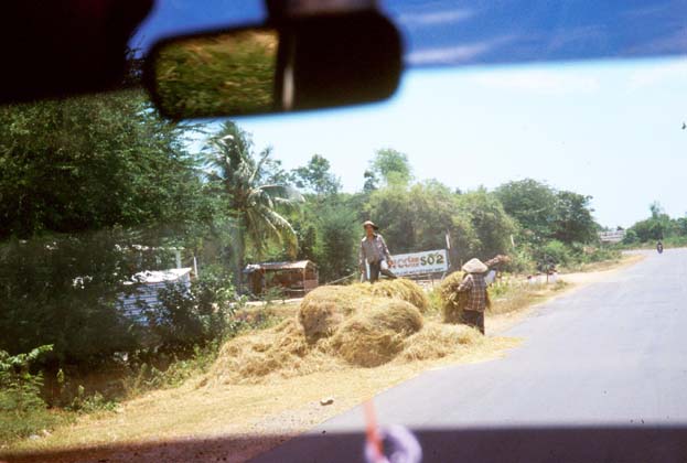 On the Road Rice Thrashing
